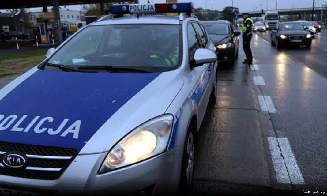 Nowa flota pojazdów dla małopolskiej Policji znacząco usprawni służbę